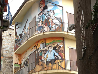 Оргозоло - город бандитов и художников. Сардиния, Италия