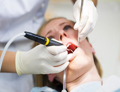 Повреждение пульпы в результате перегревания при стоматологических манипуляциях